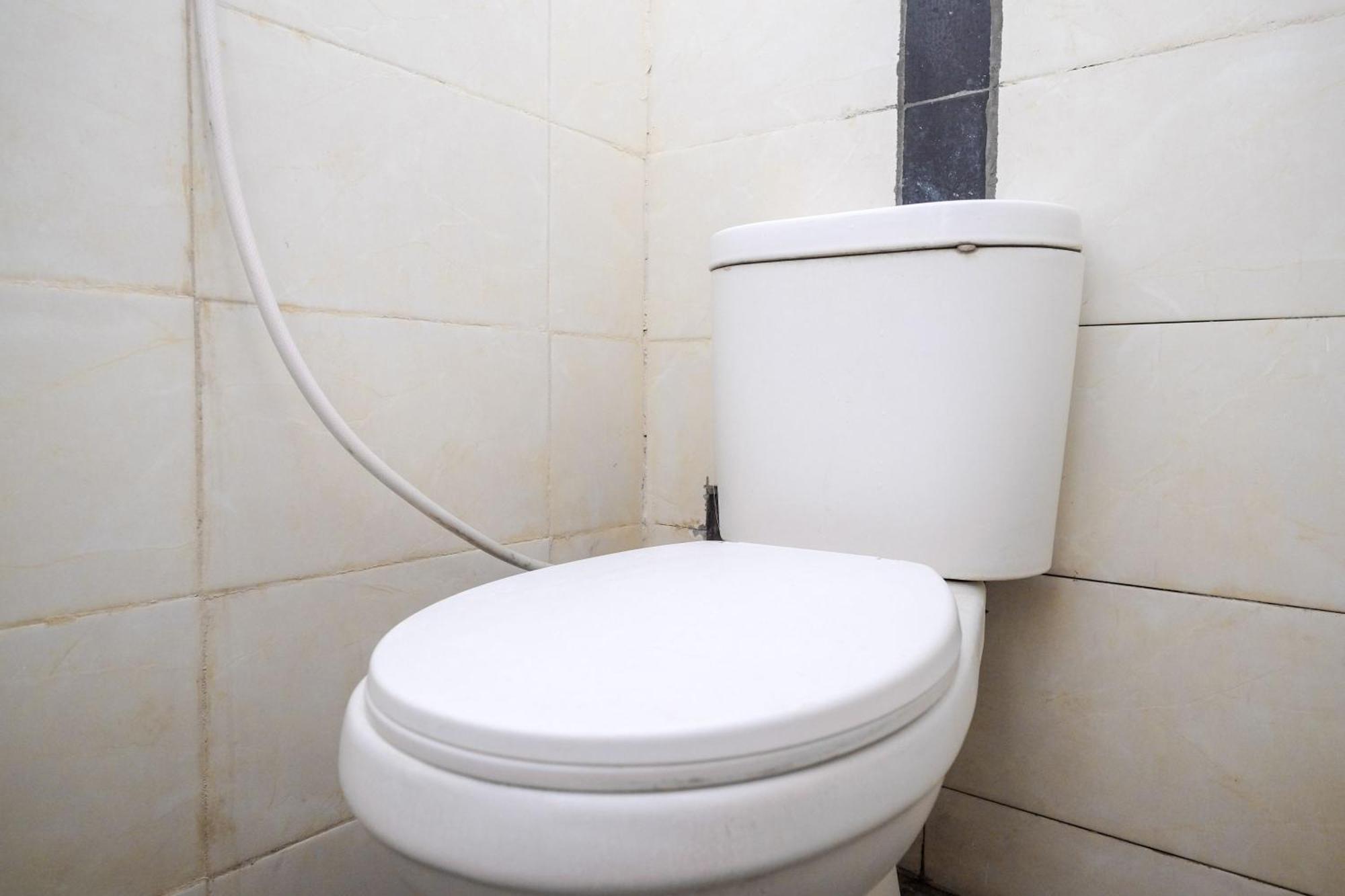 Hotel RedDoorz near Politeknik Manado Pokój zdjęcie